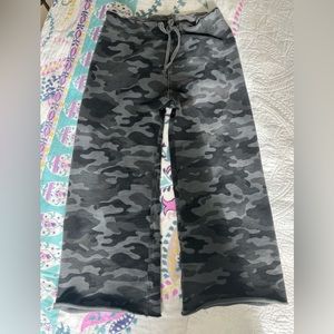 Super cute Nili Lotan Kiki Sweatpants